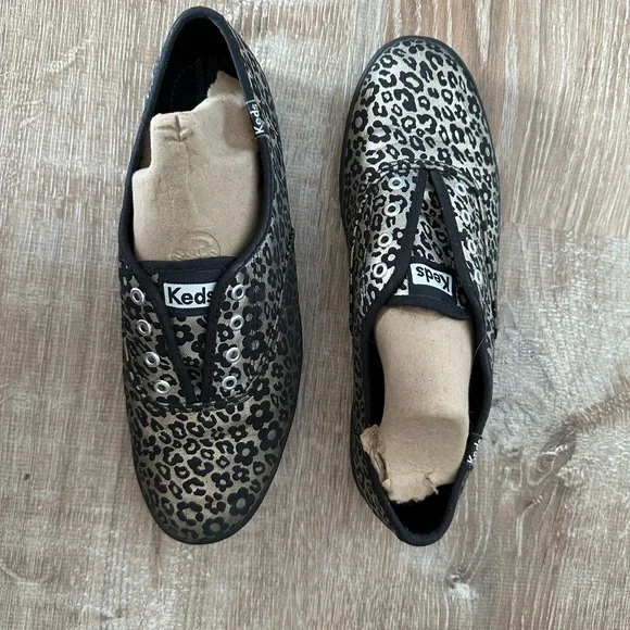 Women’s Keds Sneakers / Tennis Shoes, Size 7 1/2 - Picture 4 of 8